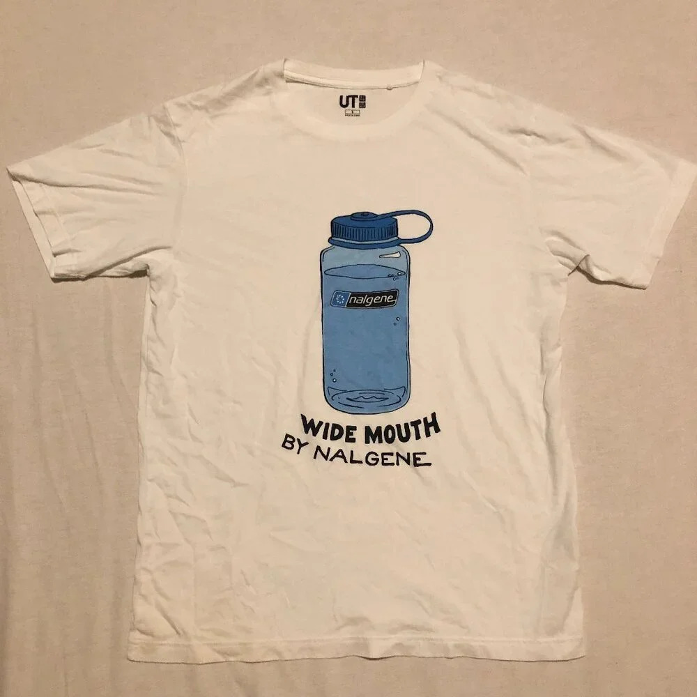 Uniqlo Nalgene Water Bottle Tshirt Mens Size Small Shirt